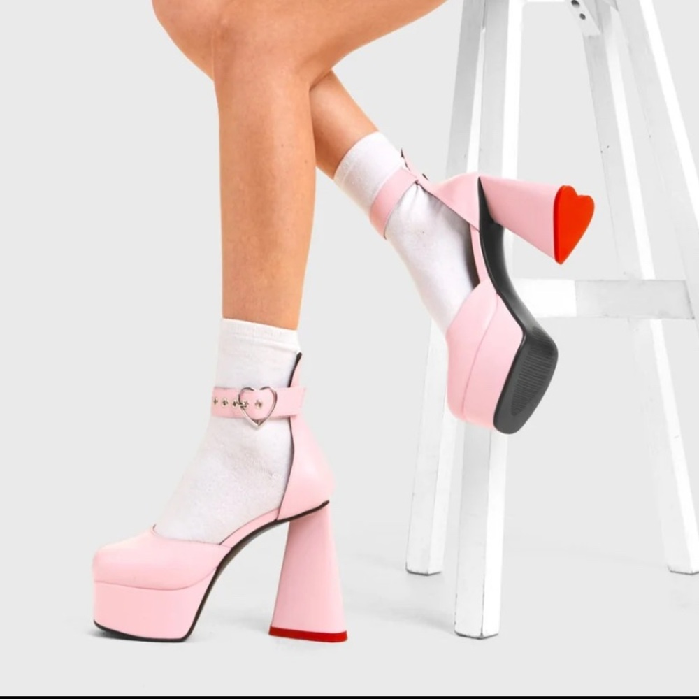 Lamoda Pink Platform Heart Shaped Heels